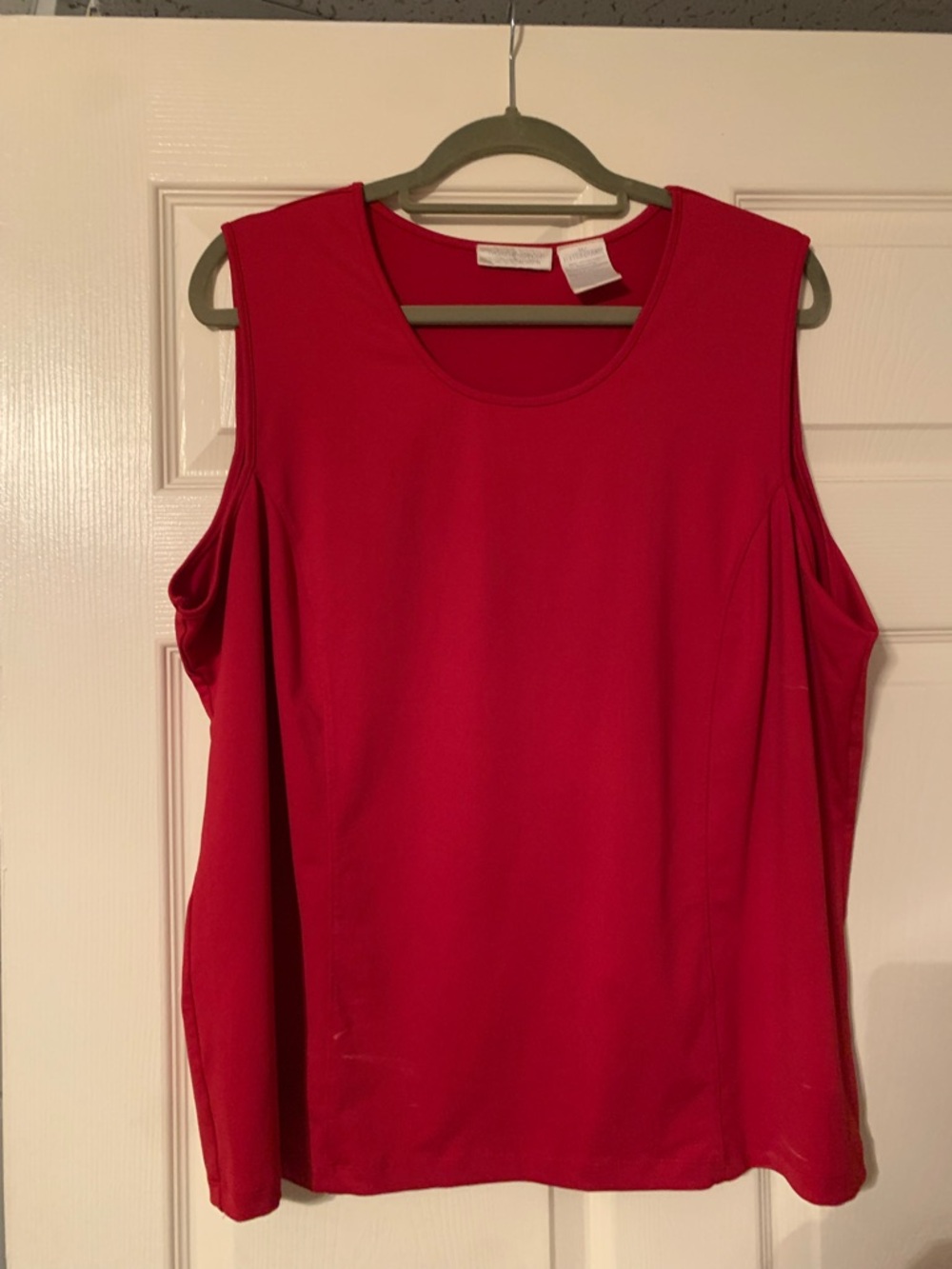 Worthington Red Scoop Neck Tank Top